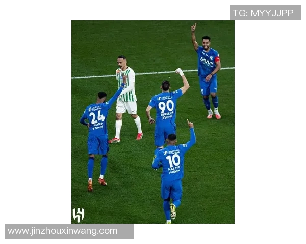 本泽马领衔新阵容展现实力球迷期待他在赛季中的精彩表现