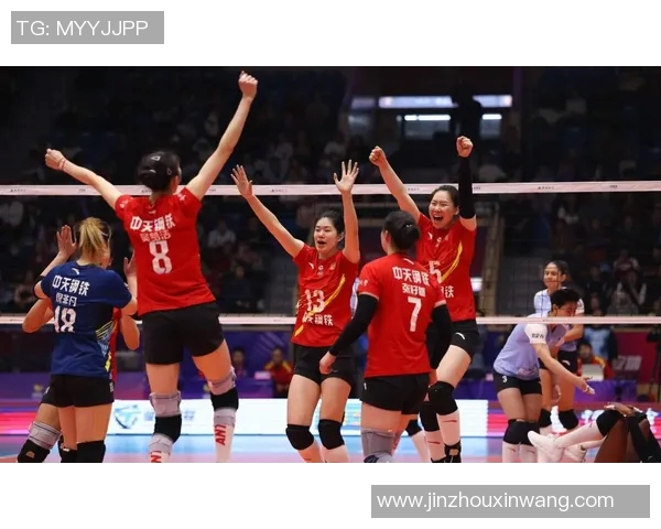 福建女排与浙江女排激战正酣谁能在赛场上笑到最后